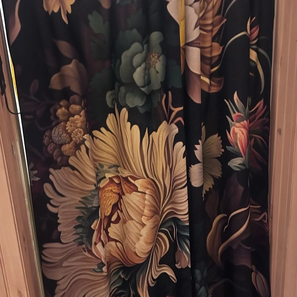 Floral Patterned Fabric - Picture 2 of 4